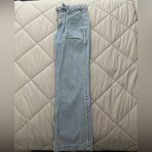 Perfect Condition- Zara Jeans with cute flower button